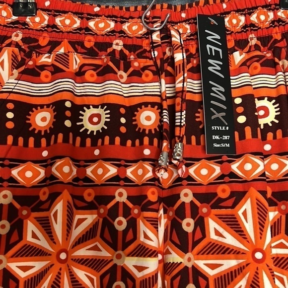 NEW MIX ORANGE PATTERN SMALL STRETCH CAPRI PANTS NEW WITH TAGS - Picture 5 of 7